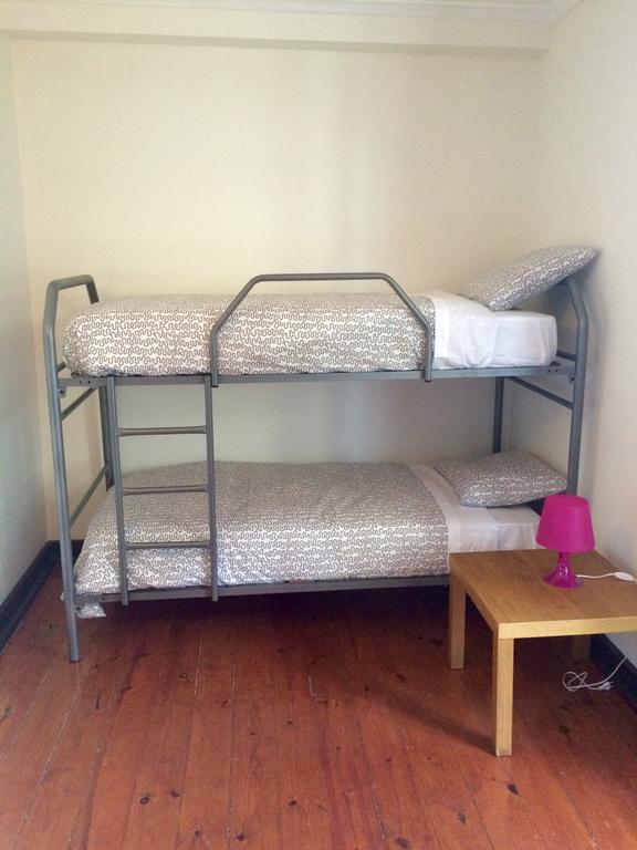 The Swallow Hostel Lisbon Room photo
